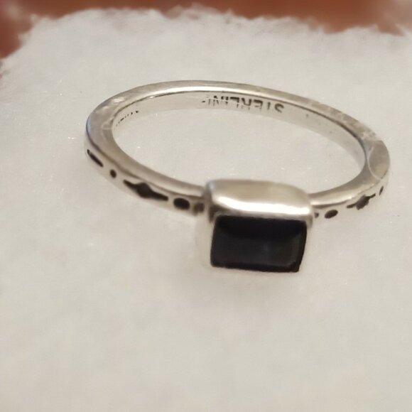 Vintage  Sundance Catalog Sterling Silver Iolite Ring - Picture 12 of 12